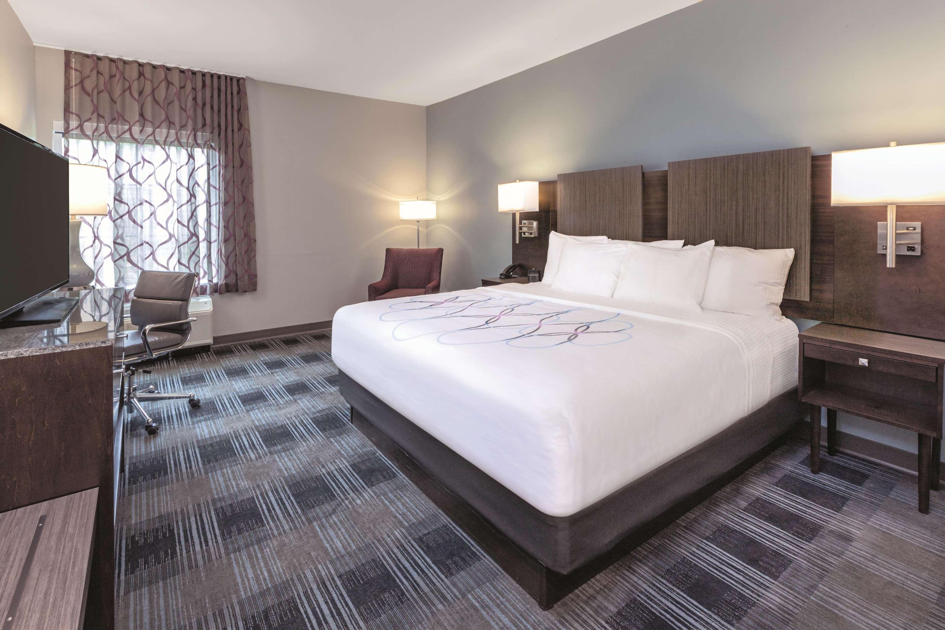 La Quinta By Wyndham Aberdeen-Apg Eksteriør billede